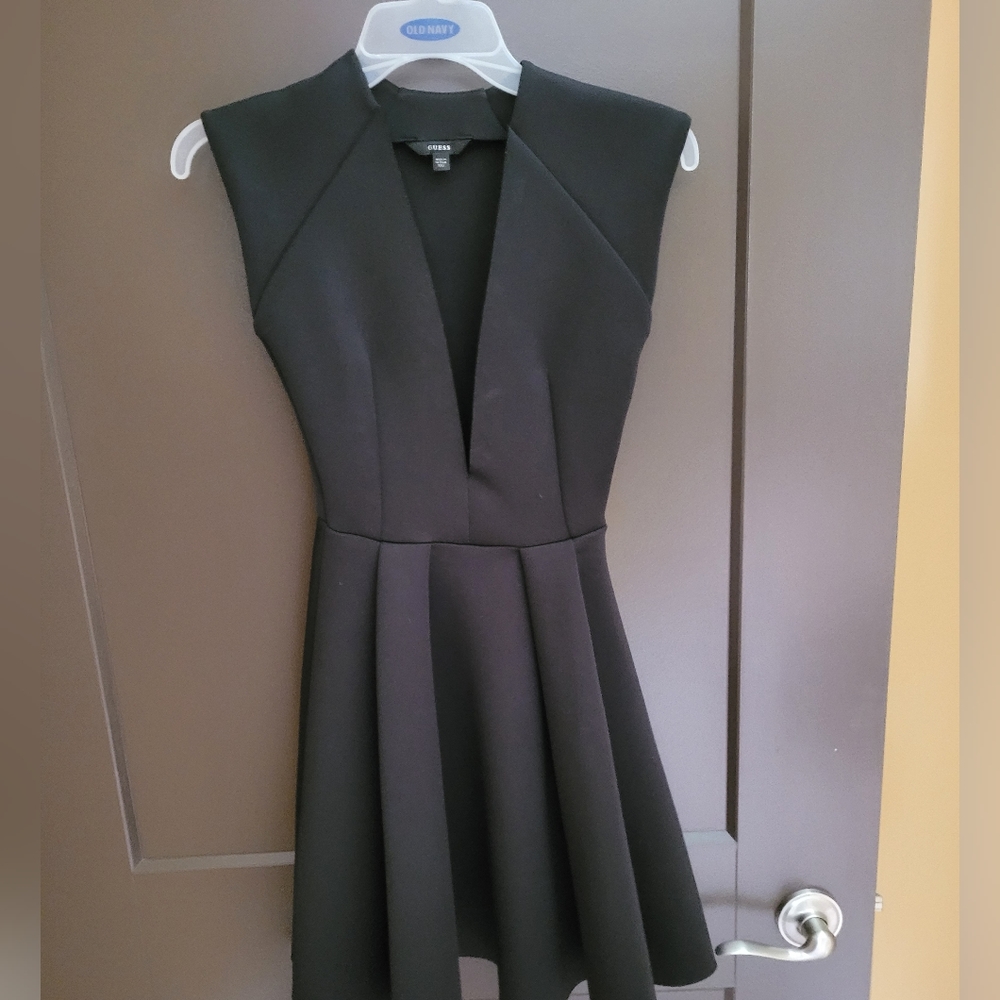 Guess sleeveless dress